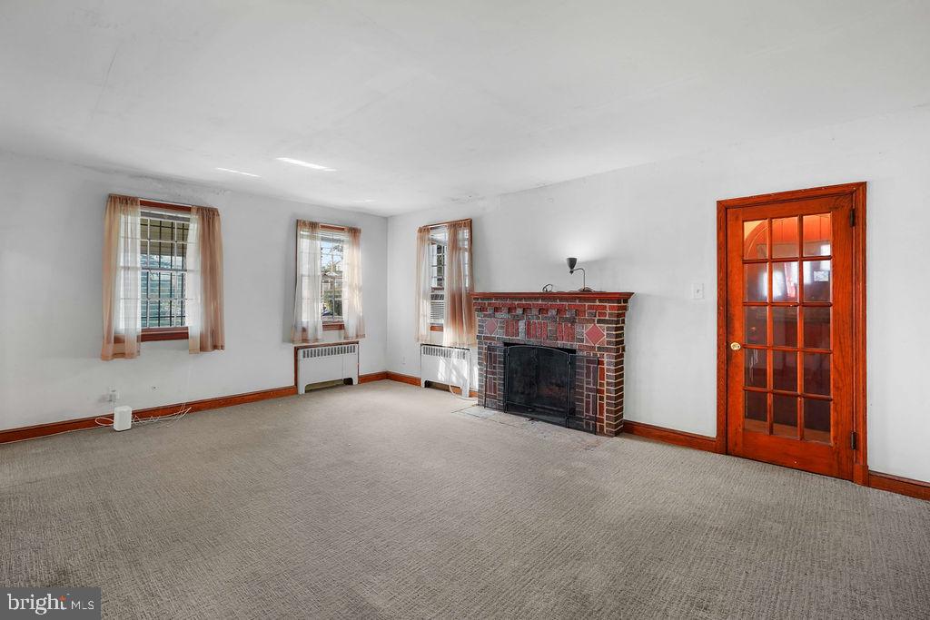 CROSIER GARDENS - Residential