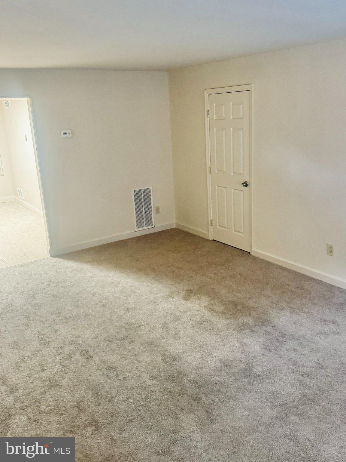 1942 ARWELL COURT