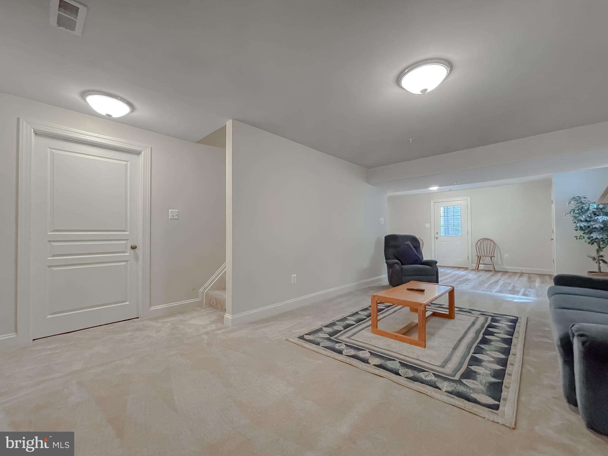 BROAD CREEK - Residential