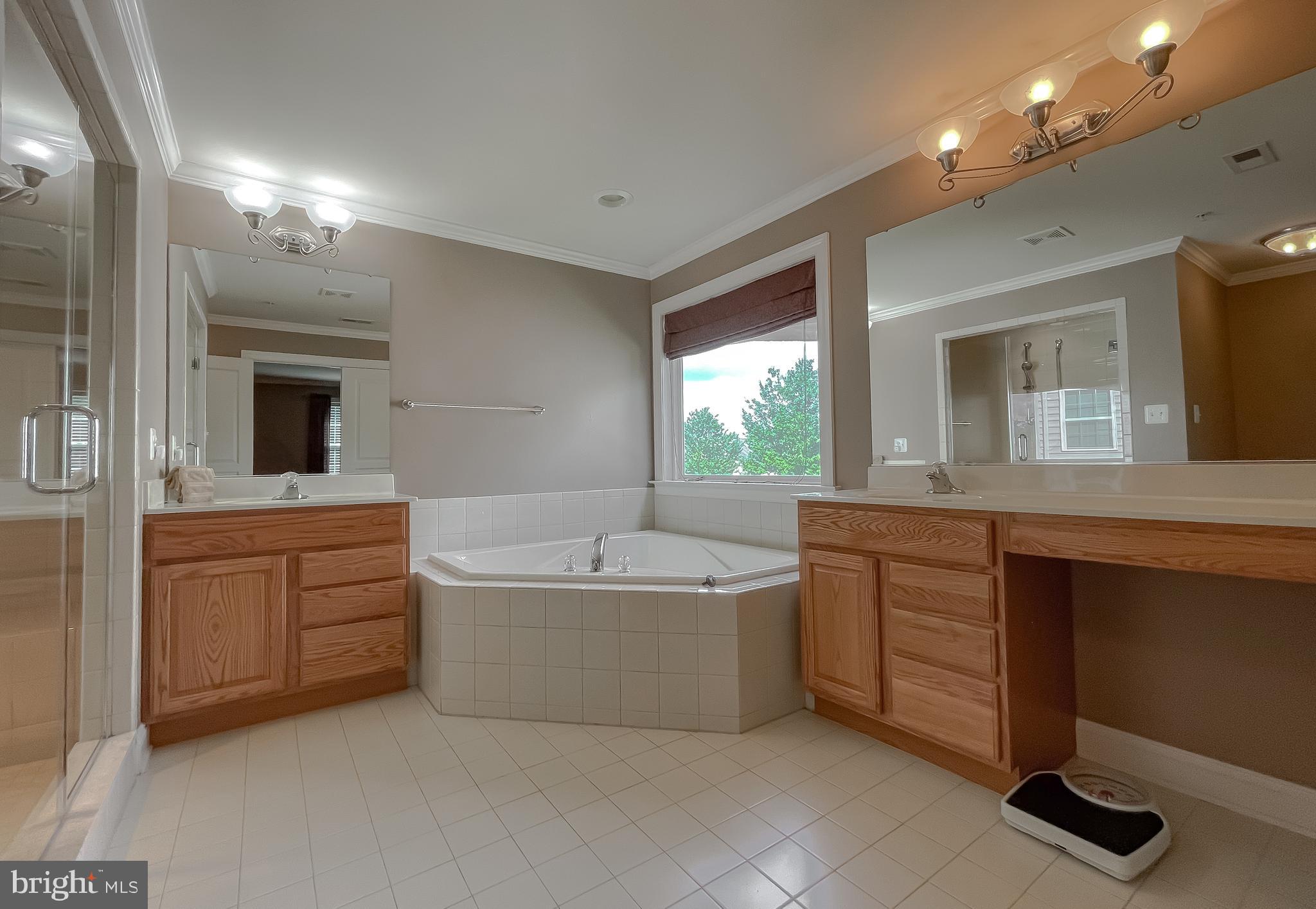 BROAD CREEK - Residential