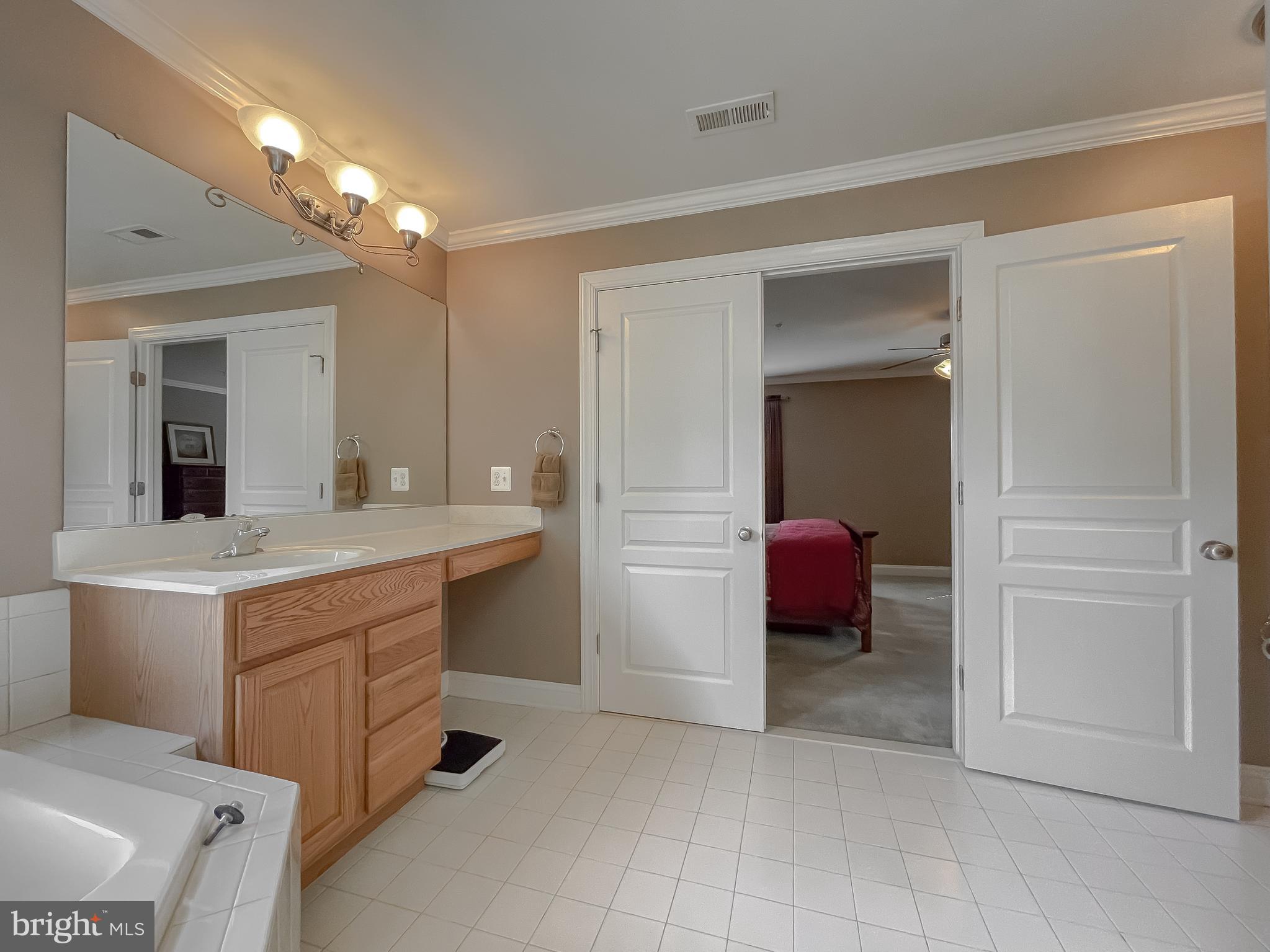 BROAD CREEK - Residential