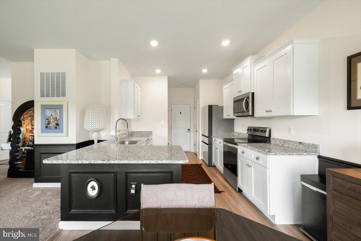 BROOKFIELD - Residential