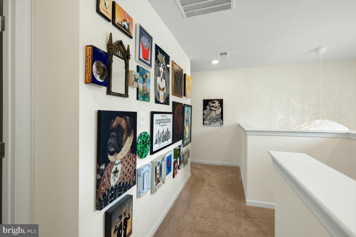 BROOKFIELD - Residential