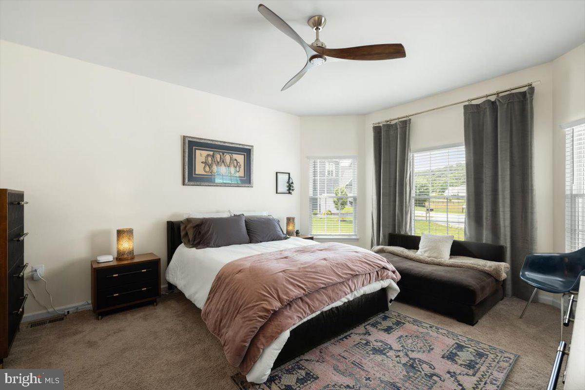 BROOKFIELD - Residential