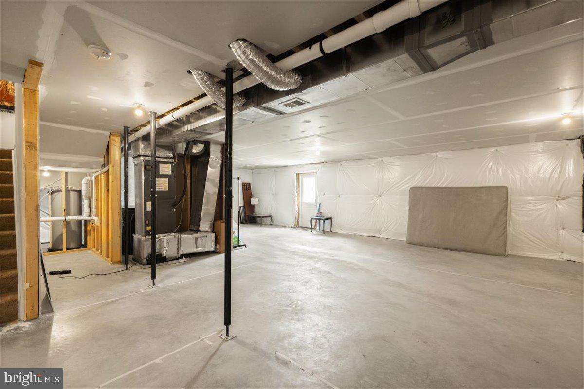 BROOKFIELD - Residential