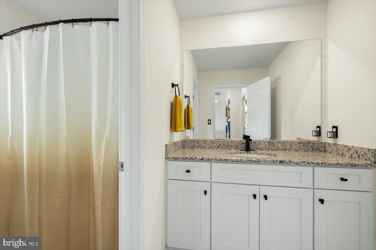 BROOKFIELD - Residential