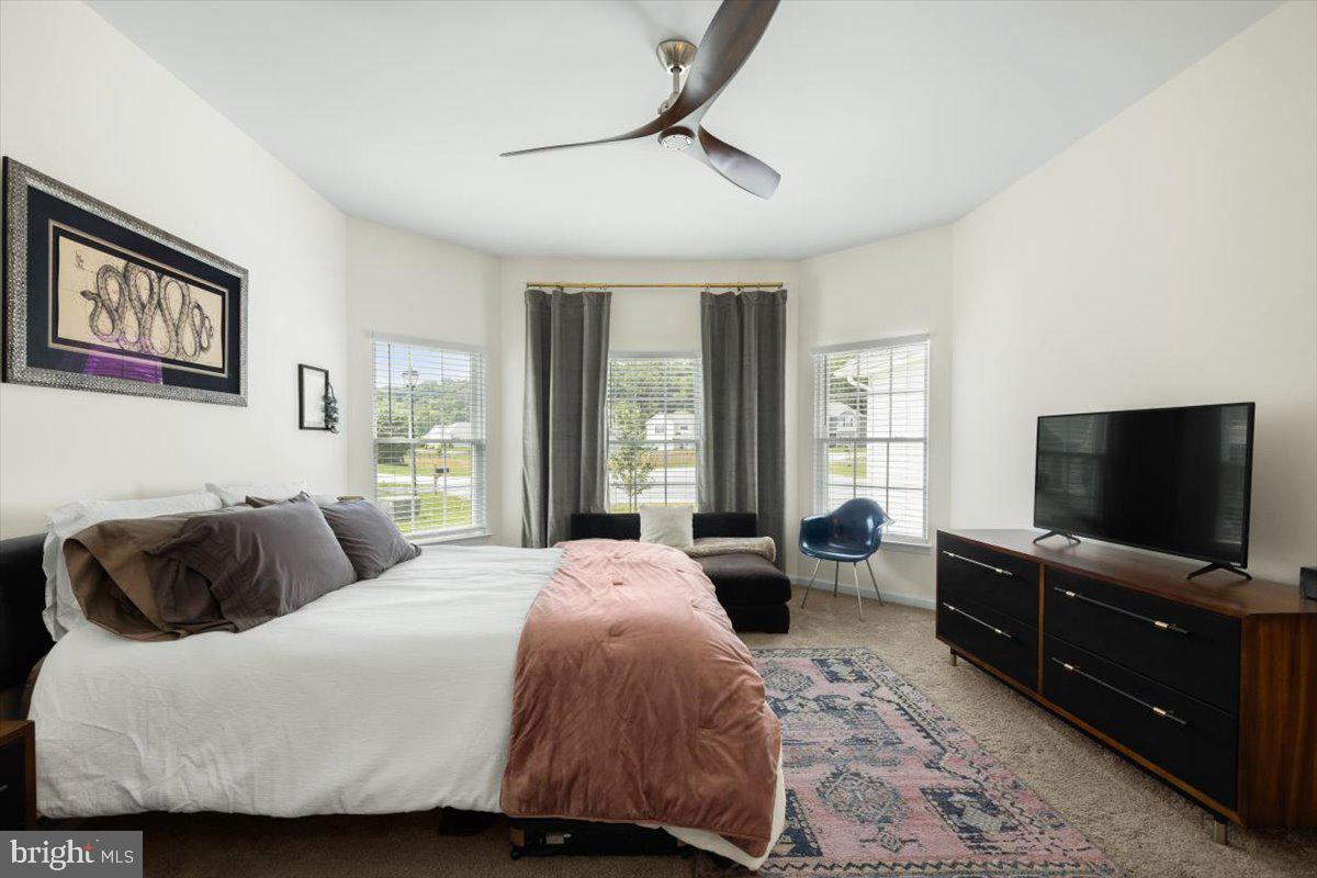 BROOKFIELD - Residential