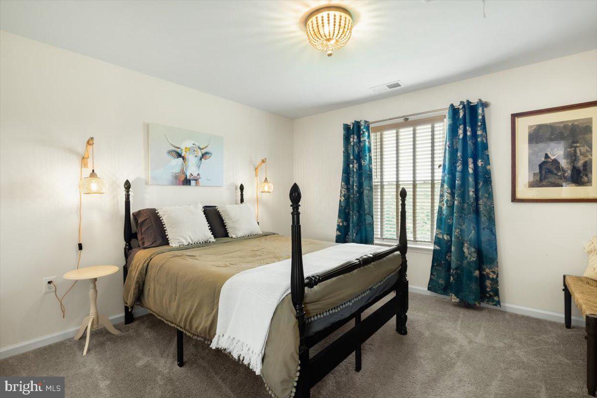 BROOKFIELD - Residential