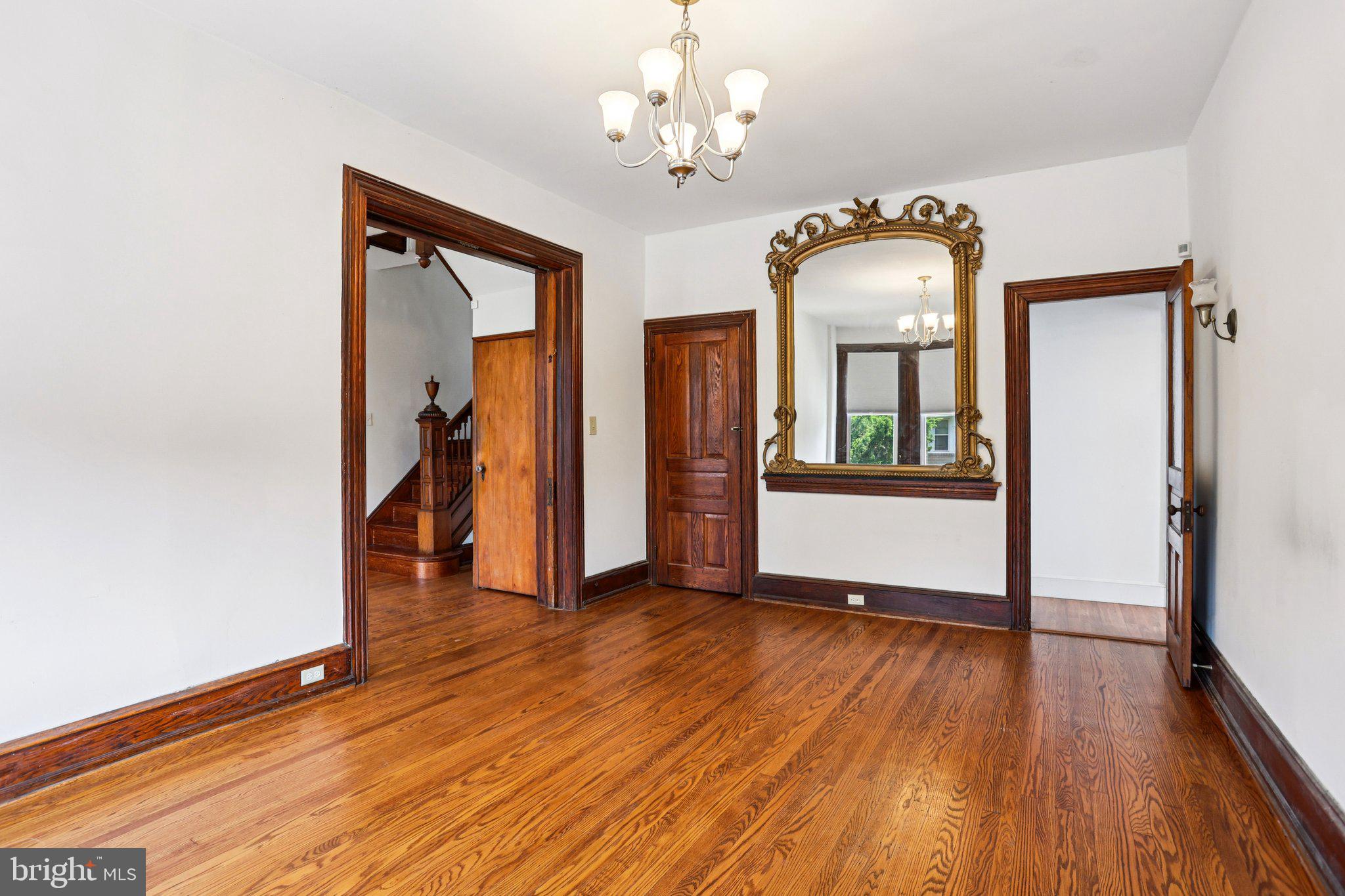 NORTHWOOD - Residential