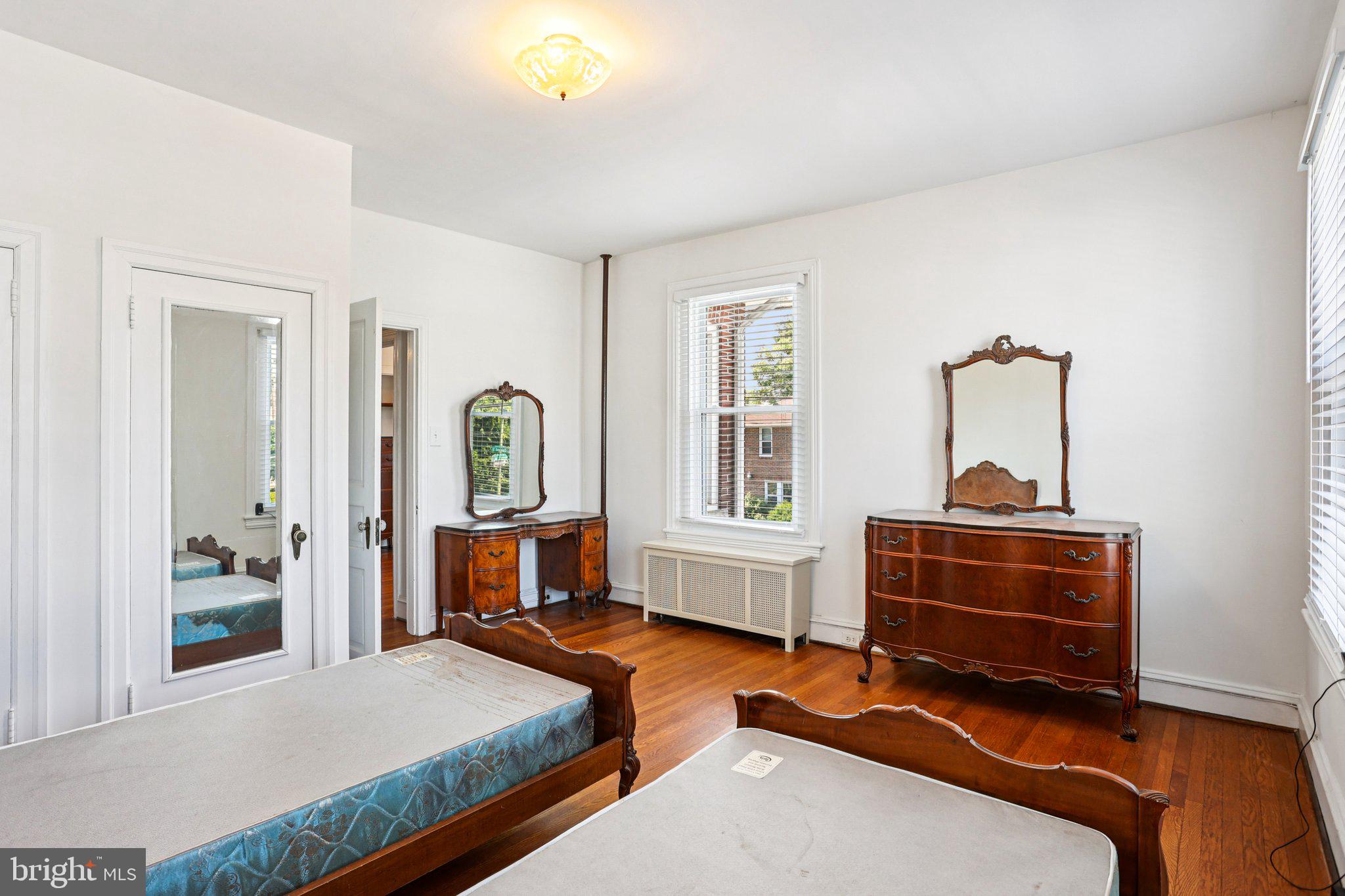 NORTHWOOD - Residential