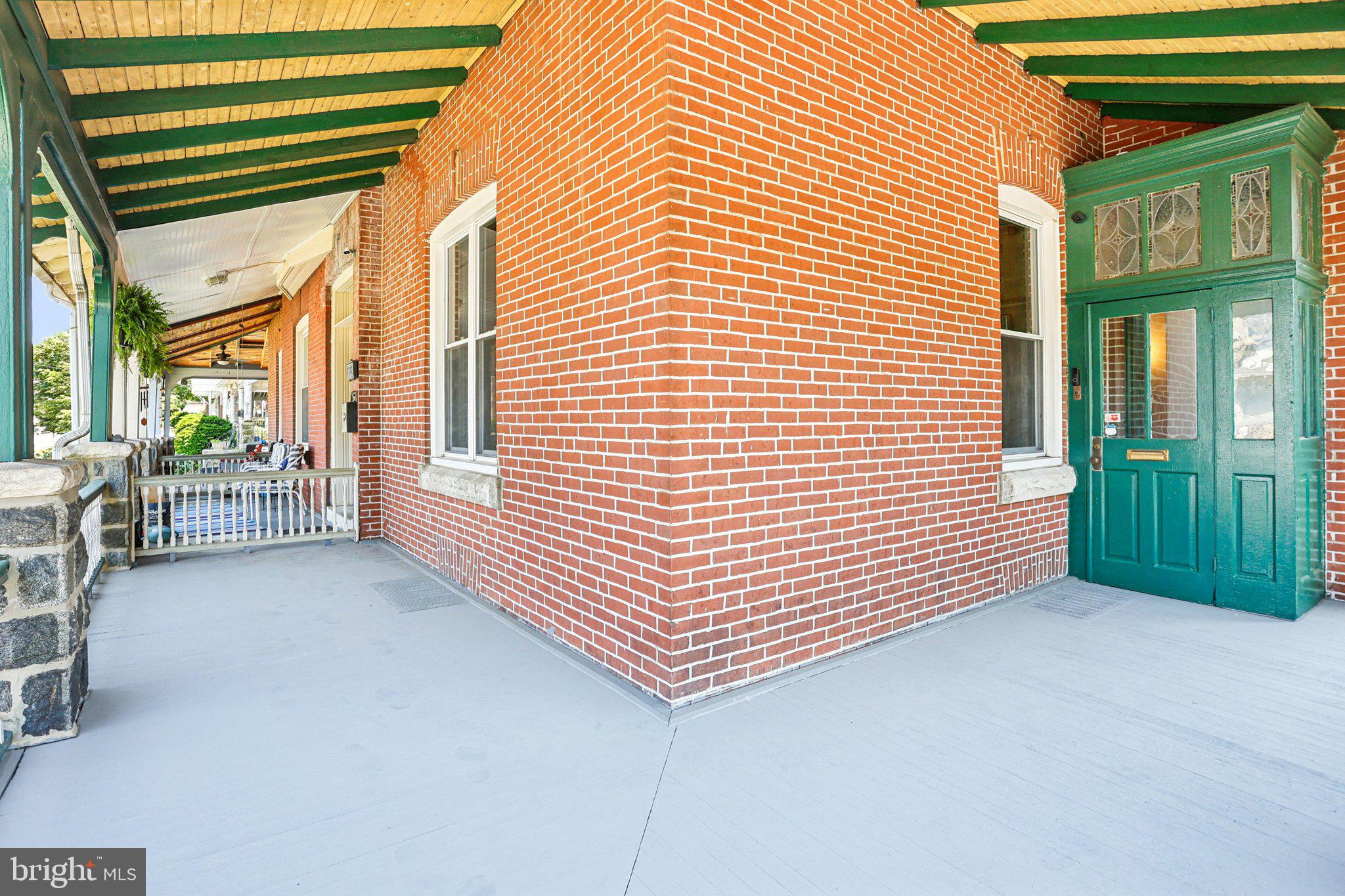 NORTHWOOD - Residential