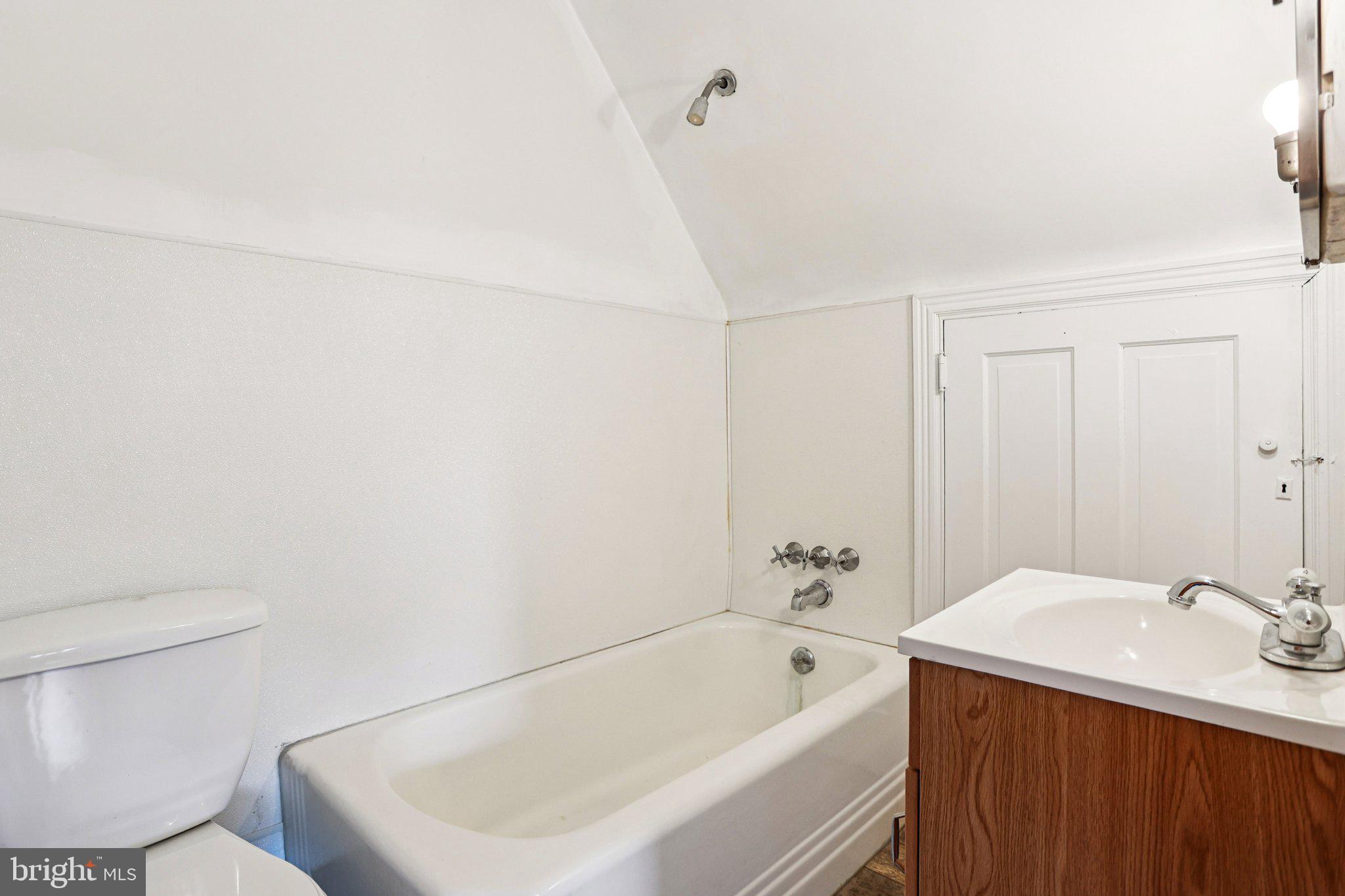 NORTHWOOD - Residential