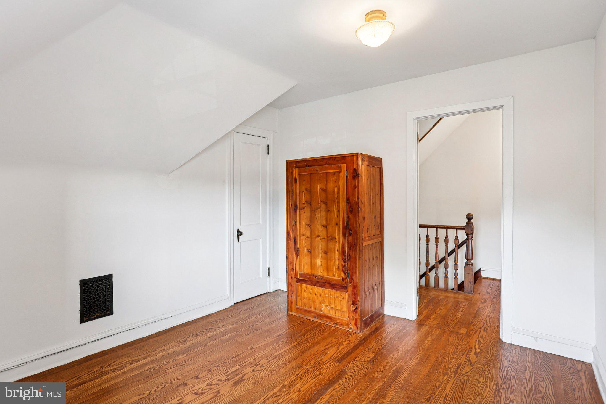 NORTHWOOD - Residential