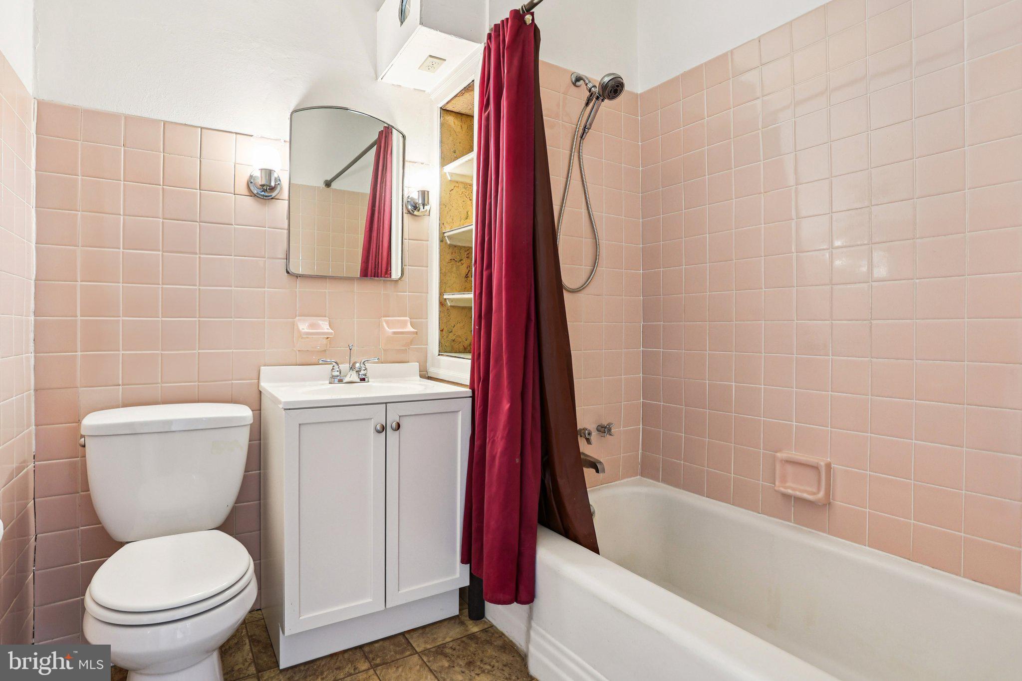 NORTHWOOD - Residential