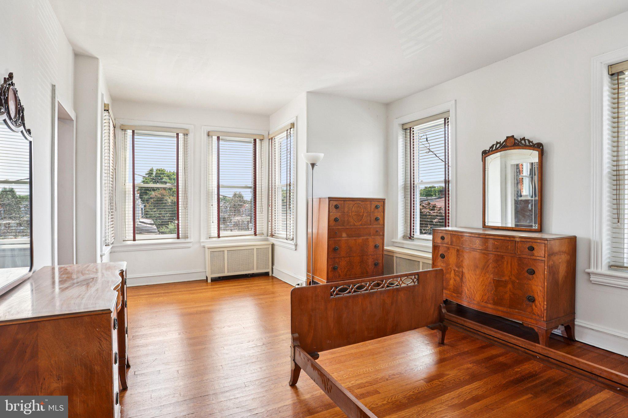 NORTHWOOD - Residential