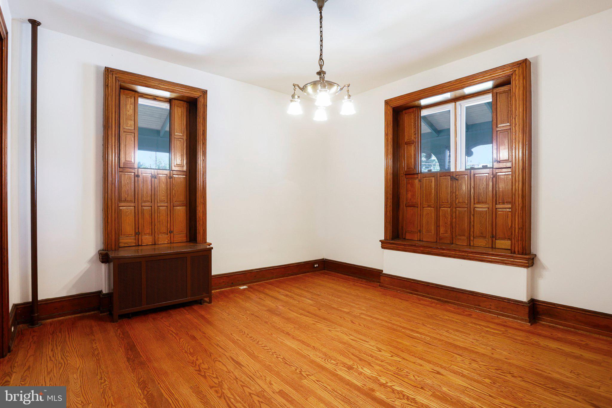 NORTHWOOD - Residential