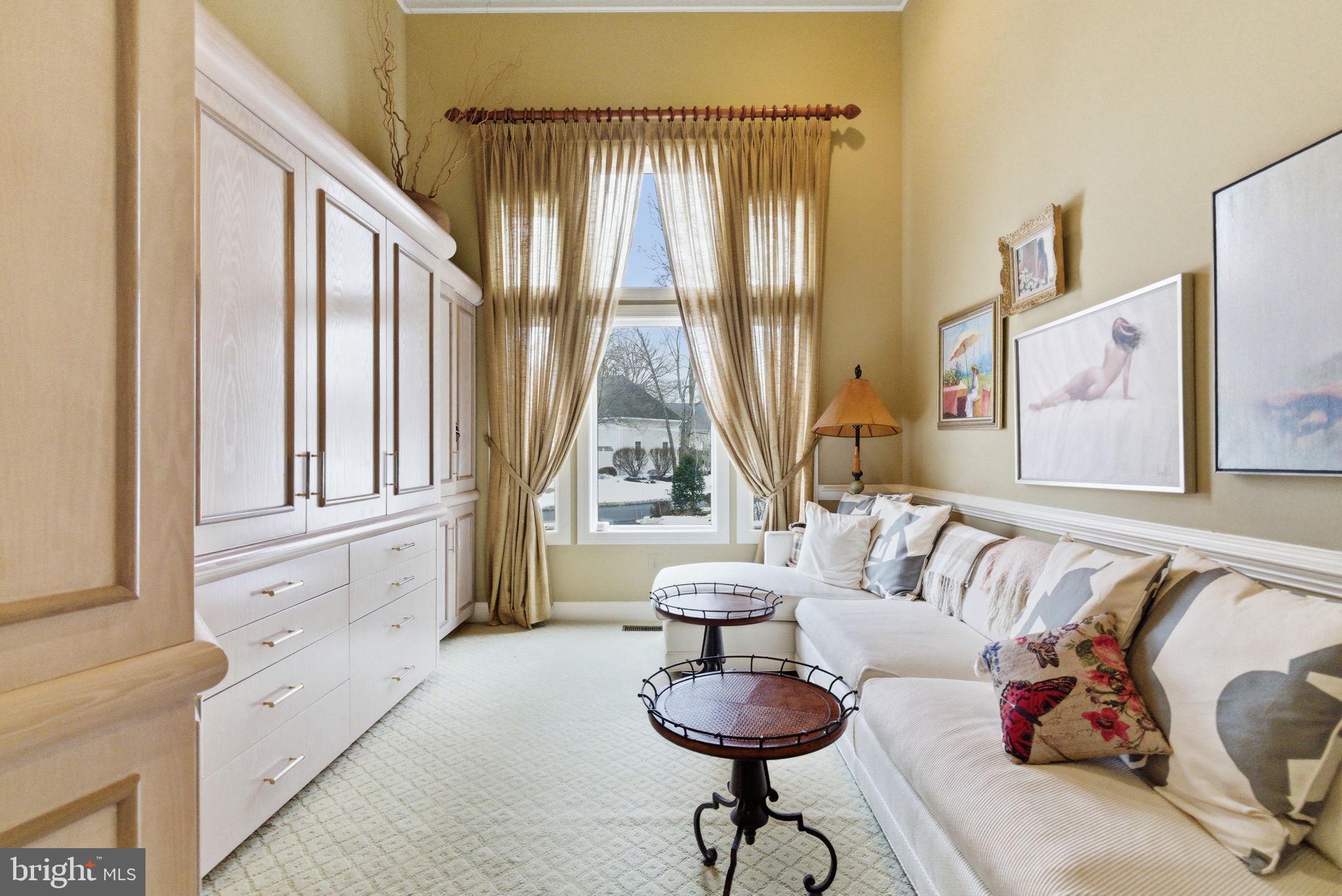 BLUE BELL CC - Residential