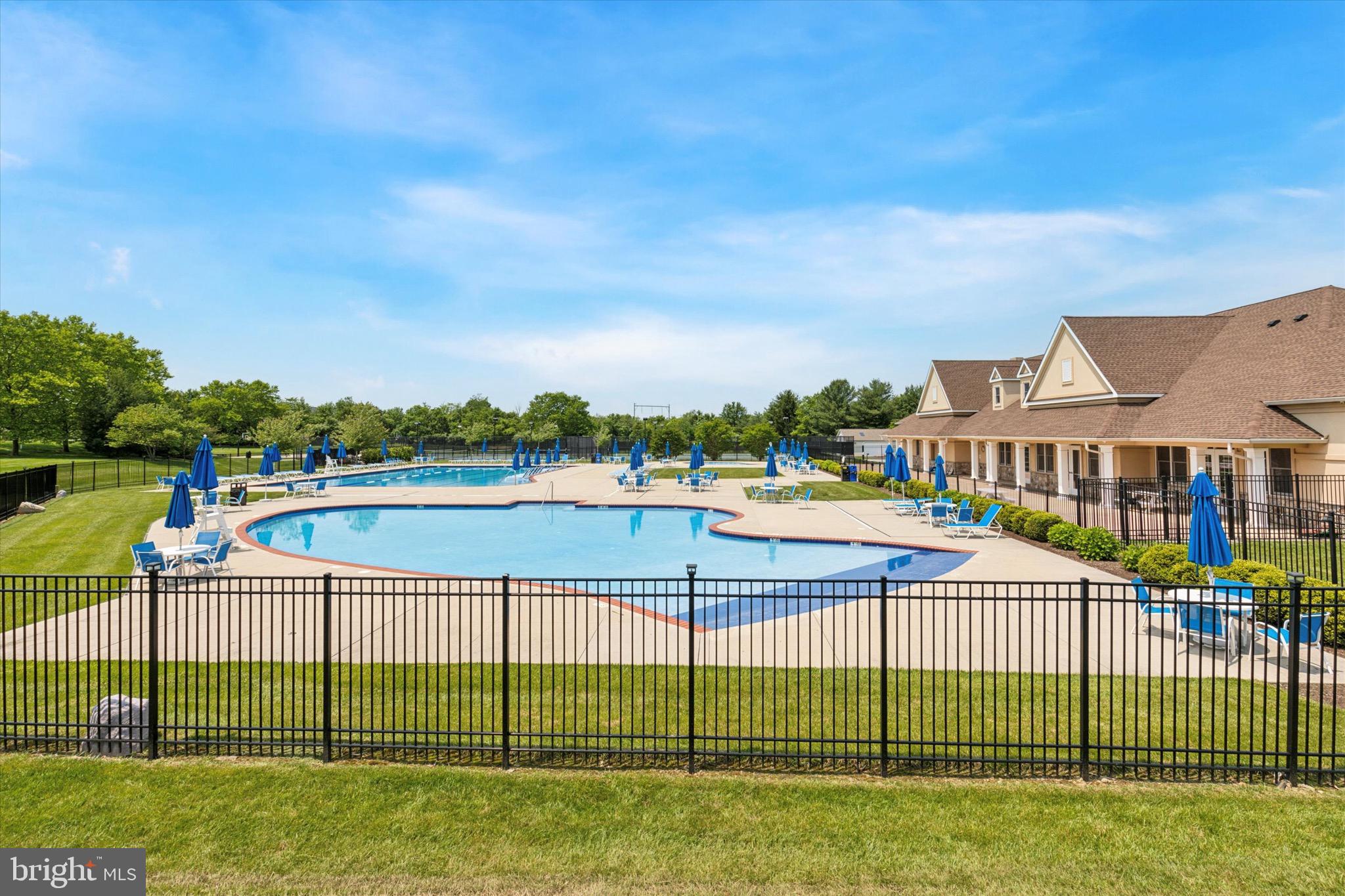 BLUE BELL CC - Residential