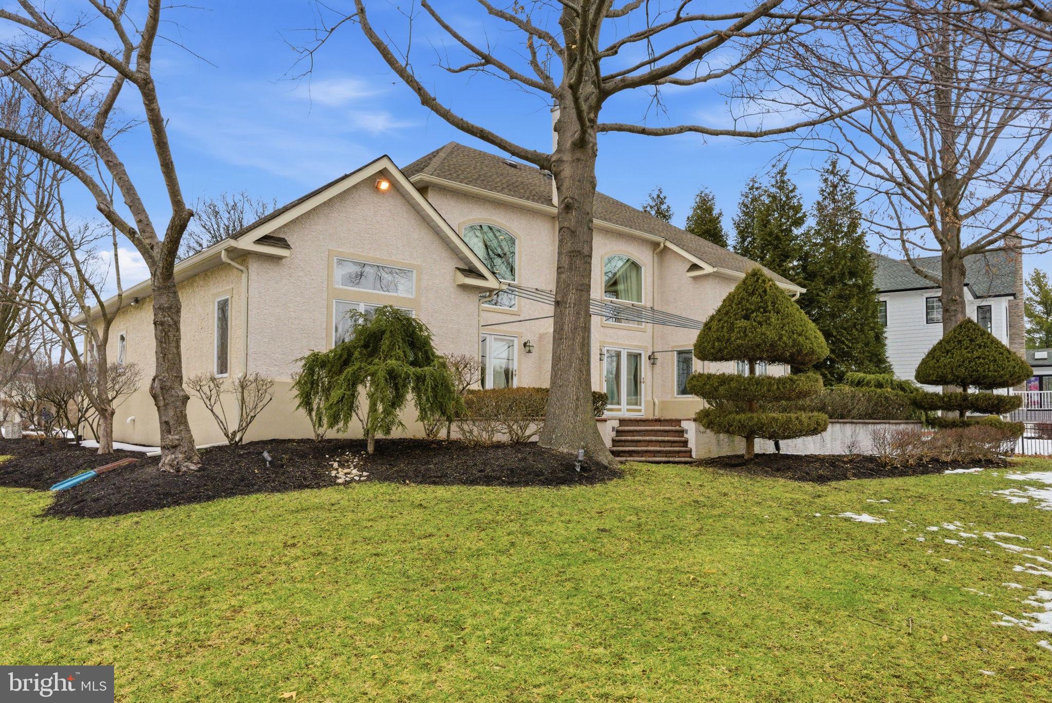 BLUE BELL CC - Residential