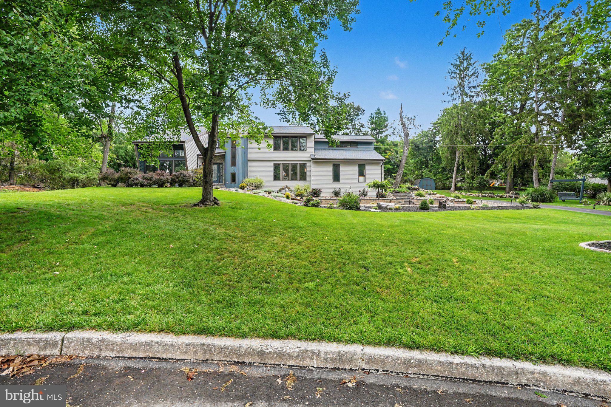 4076 ROSEWALL COURT