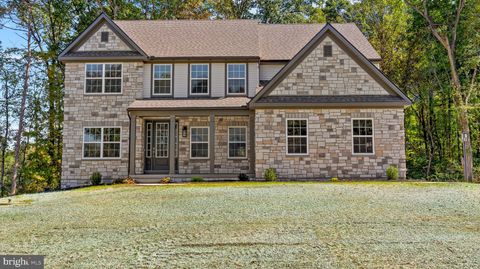 30 ACORN ELIZABETHTOWN PA 17022
