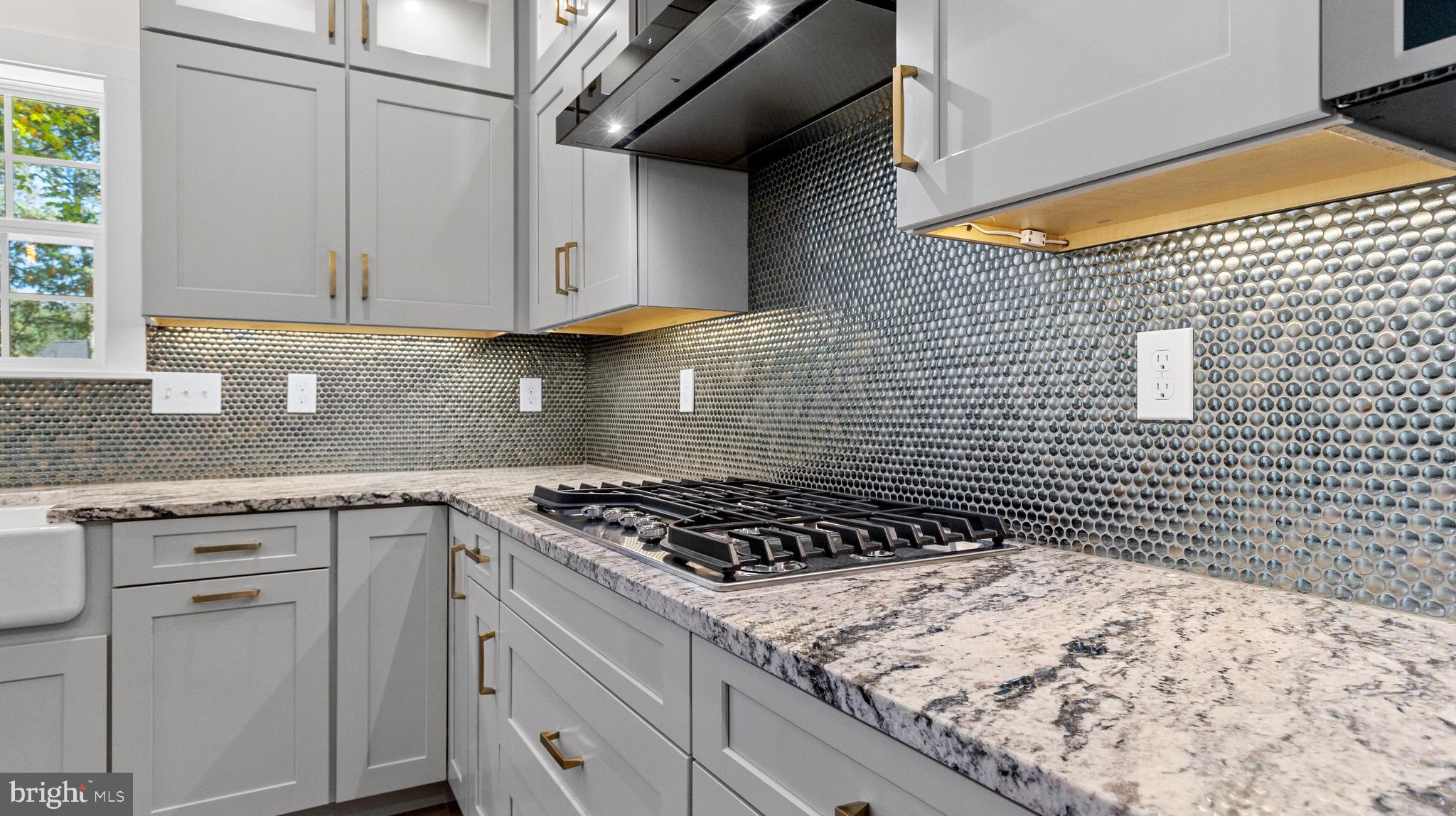 BISHOP WOODS - Residential