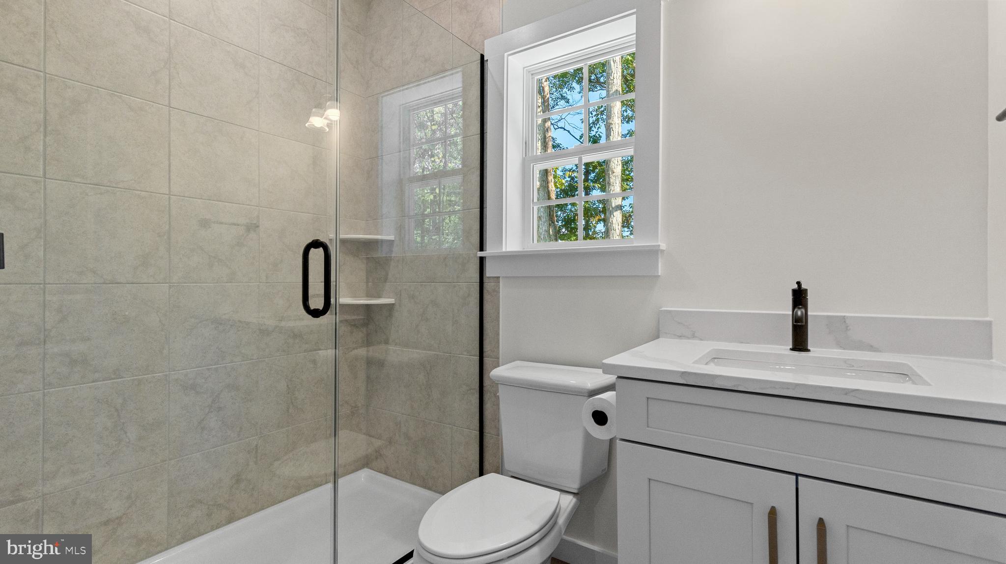 BISHOP WOODS - Residential