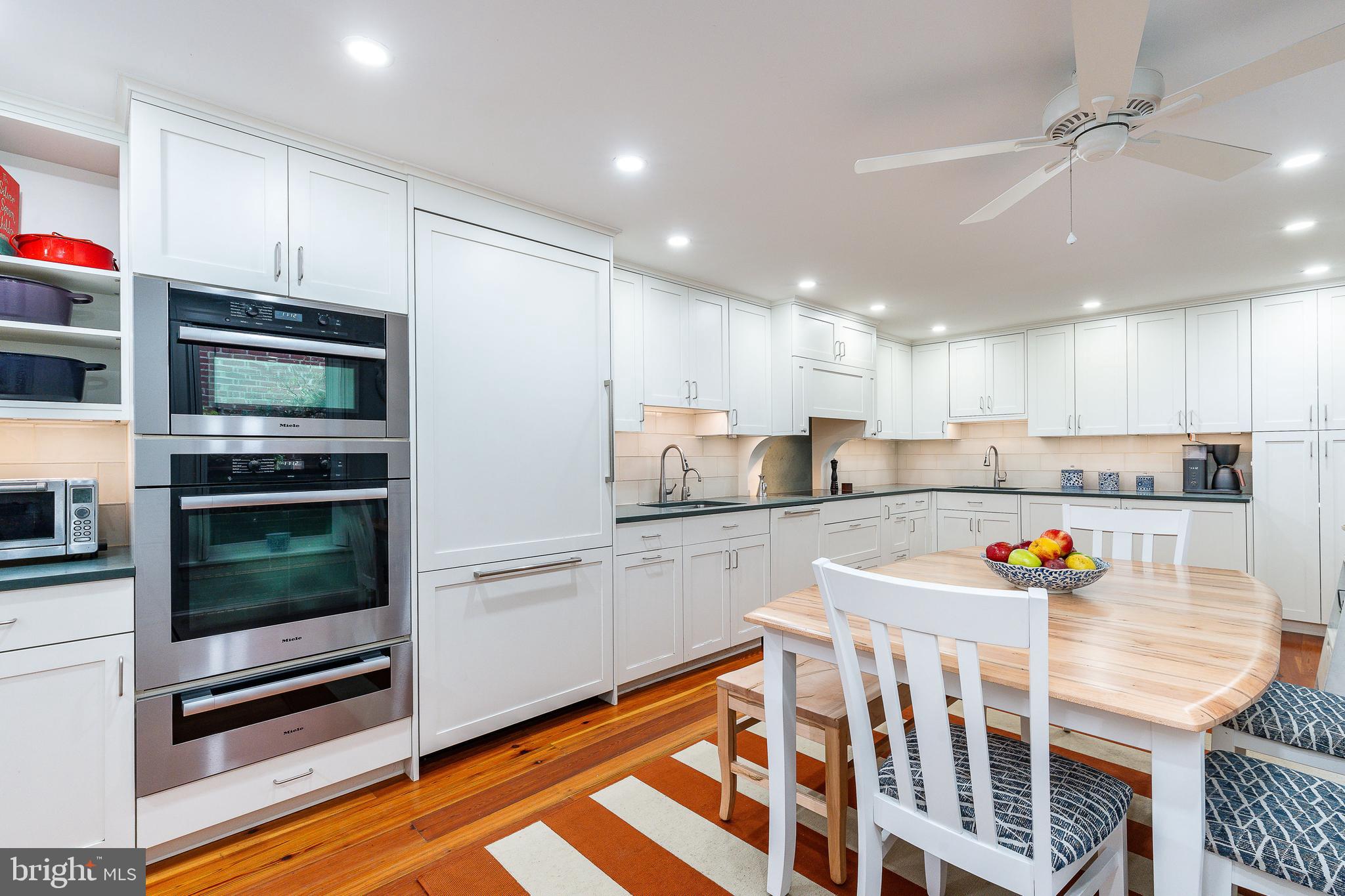 SOCIETY HILL - Residential