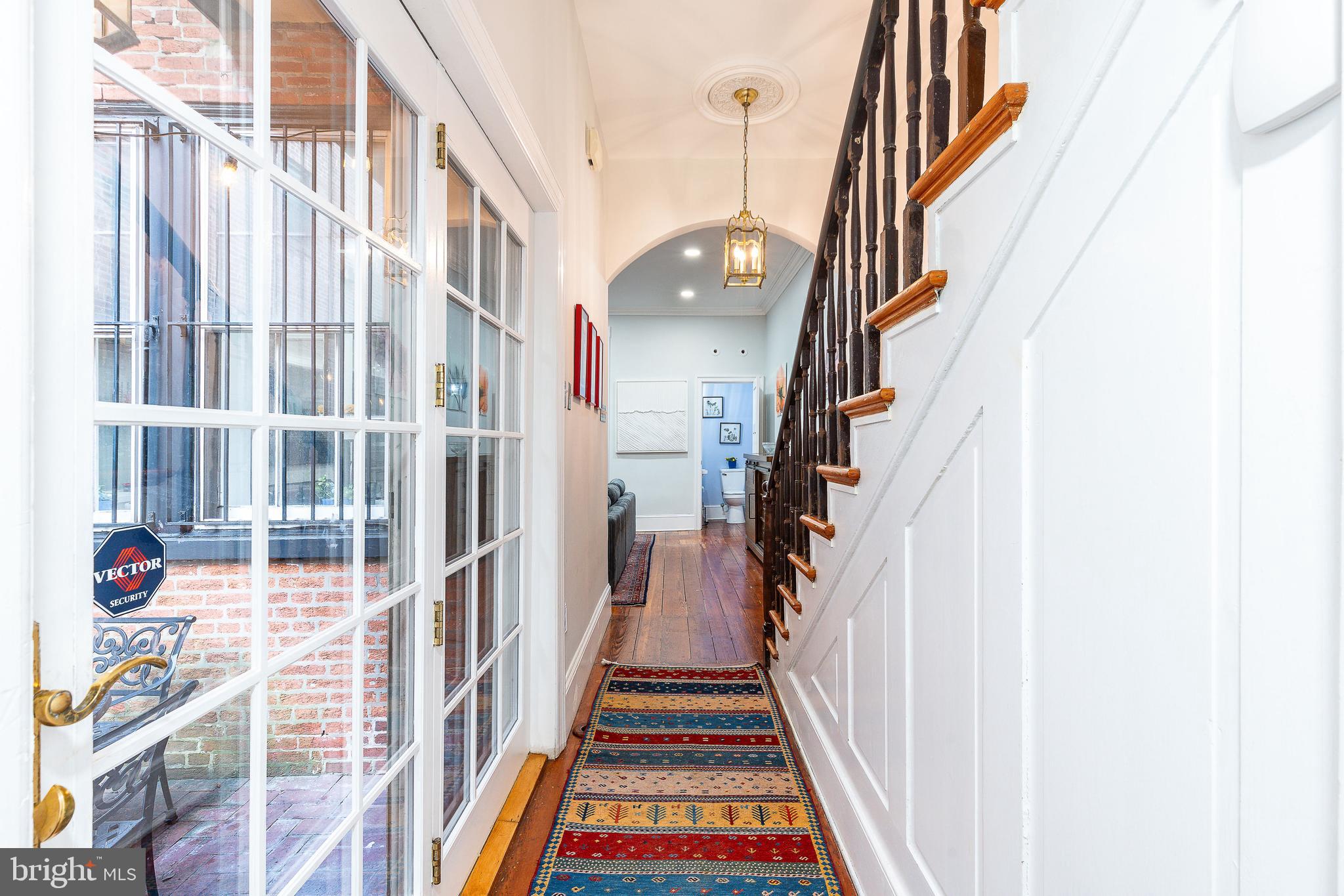 SOCIETY HILL - Residential