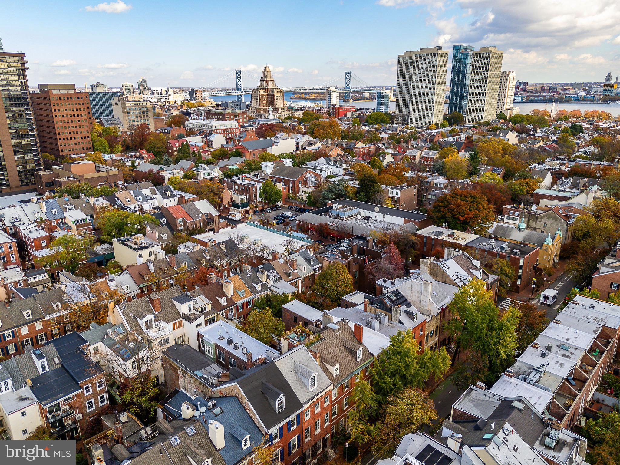 SOCIETY HILL - Residential