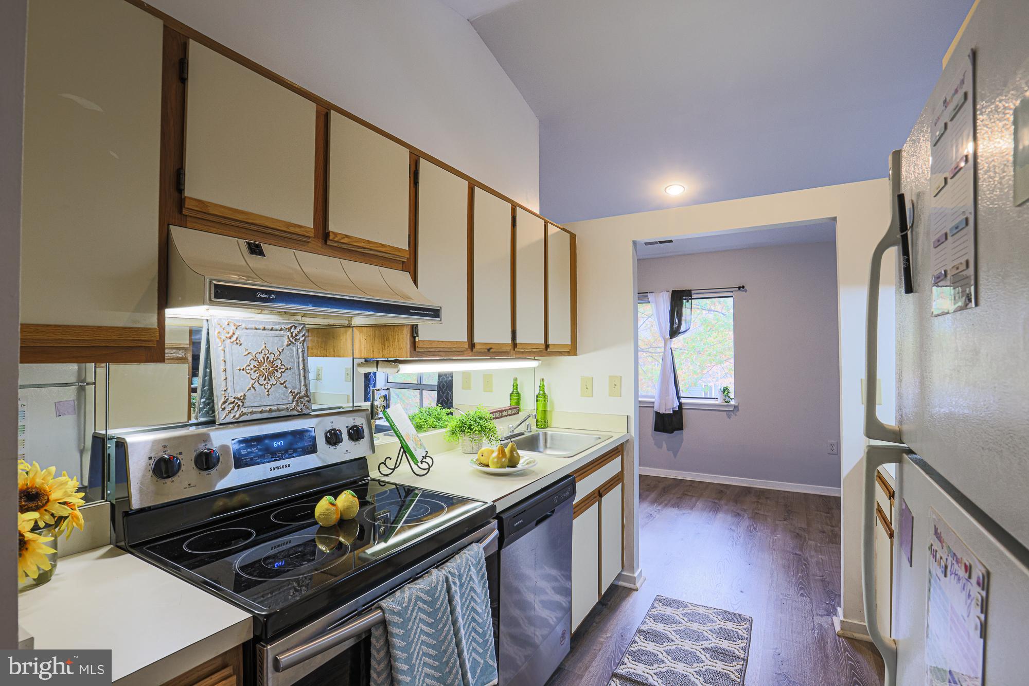 BEDFORD COMMONS - Residential