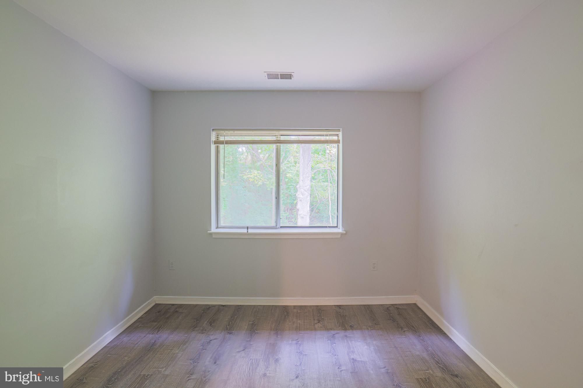 BEDFORD COMMONS - Residential