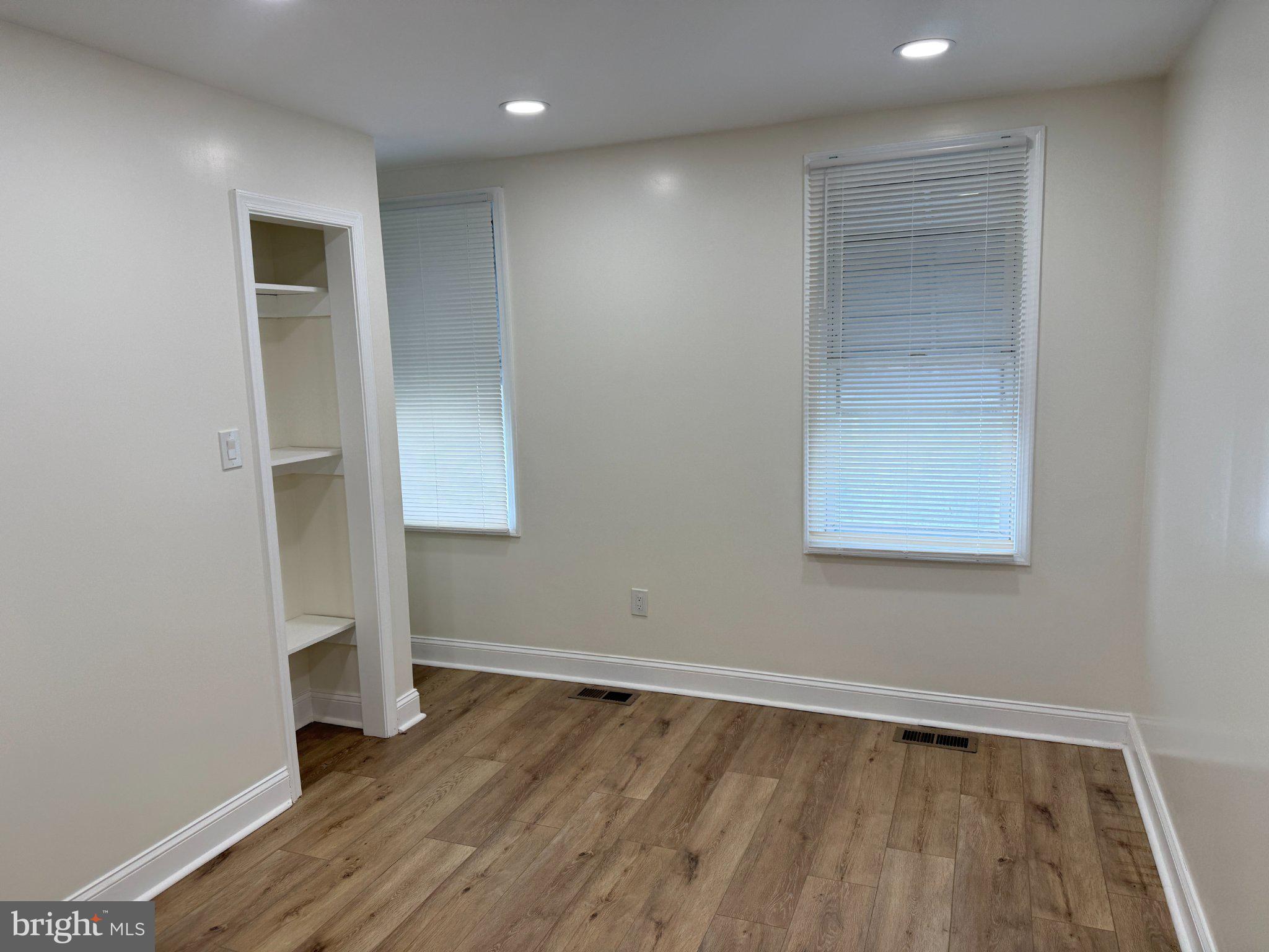 BIDDLE STREET - Residential