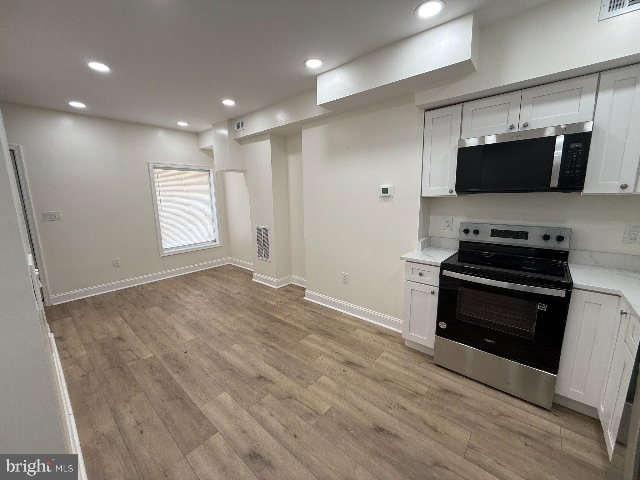 BIDDLE STREET - Residential