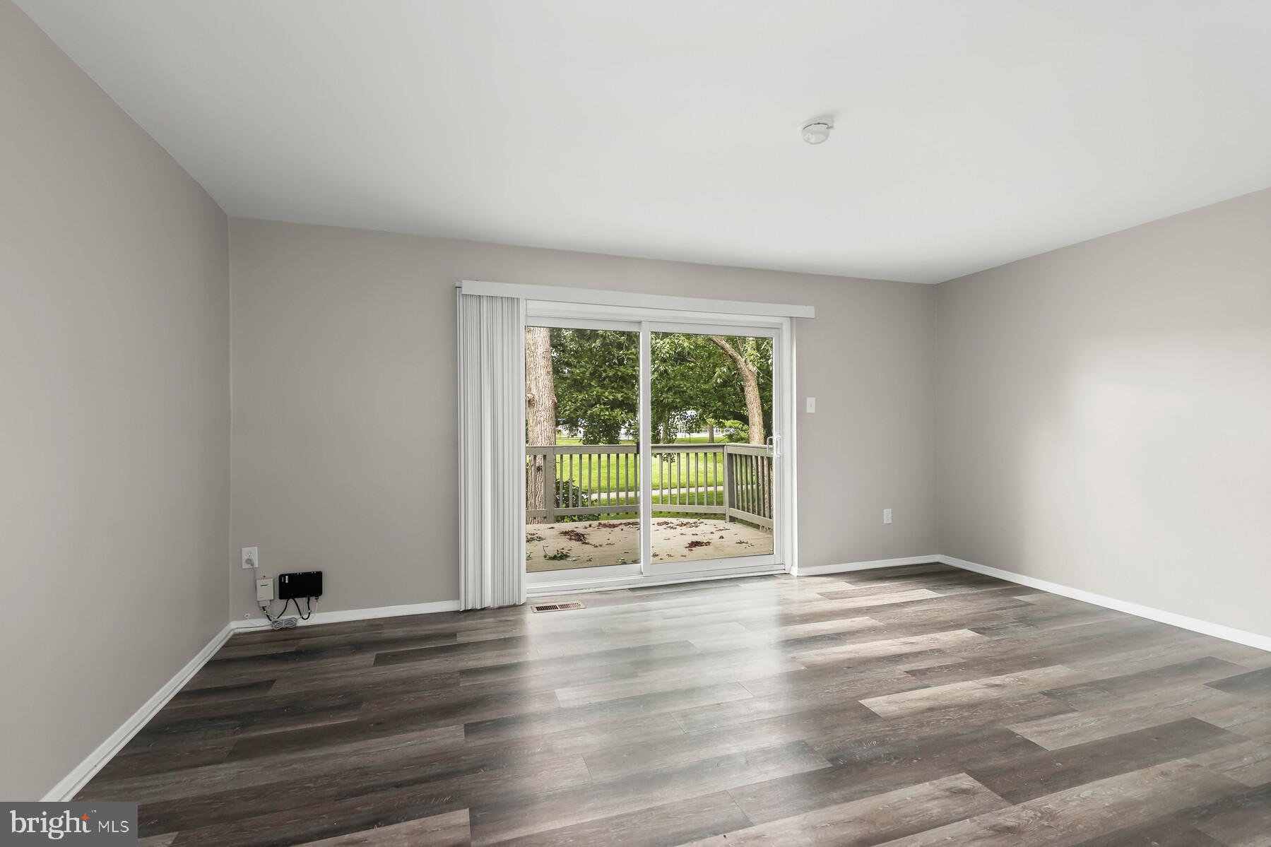 VILLAGE OF OWEN BROWN - Residential