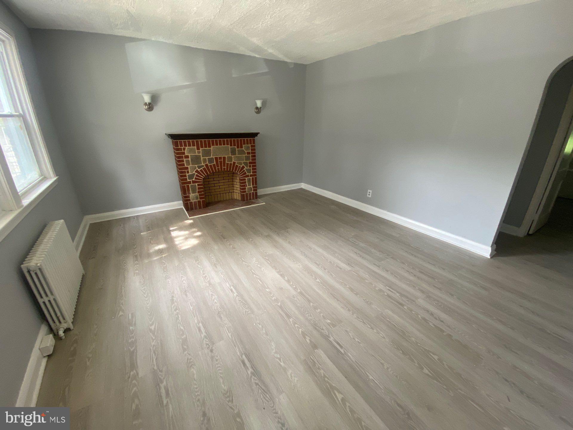 Needs some updates turnover on both units to get rent ready. 2 unit property.