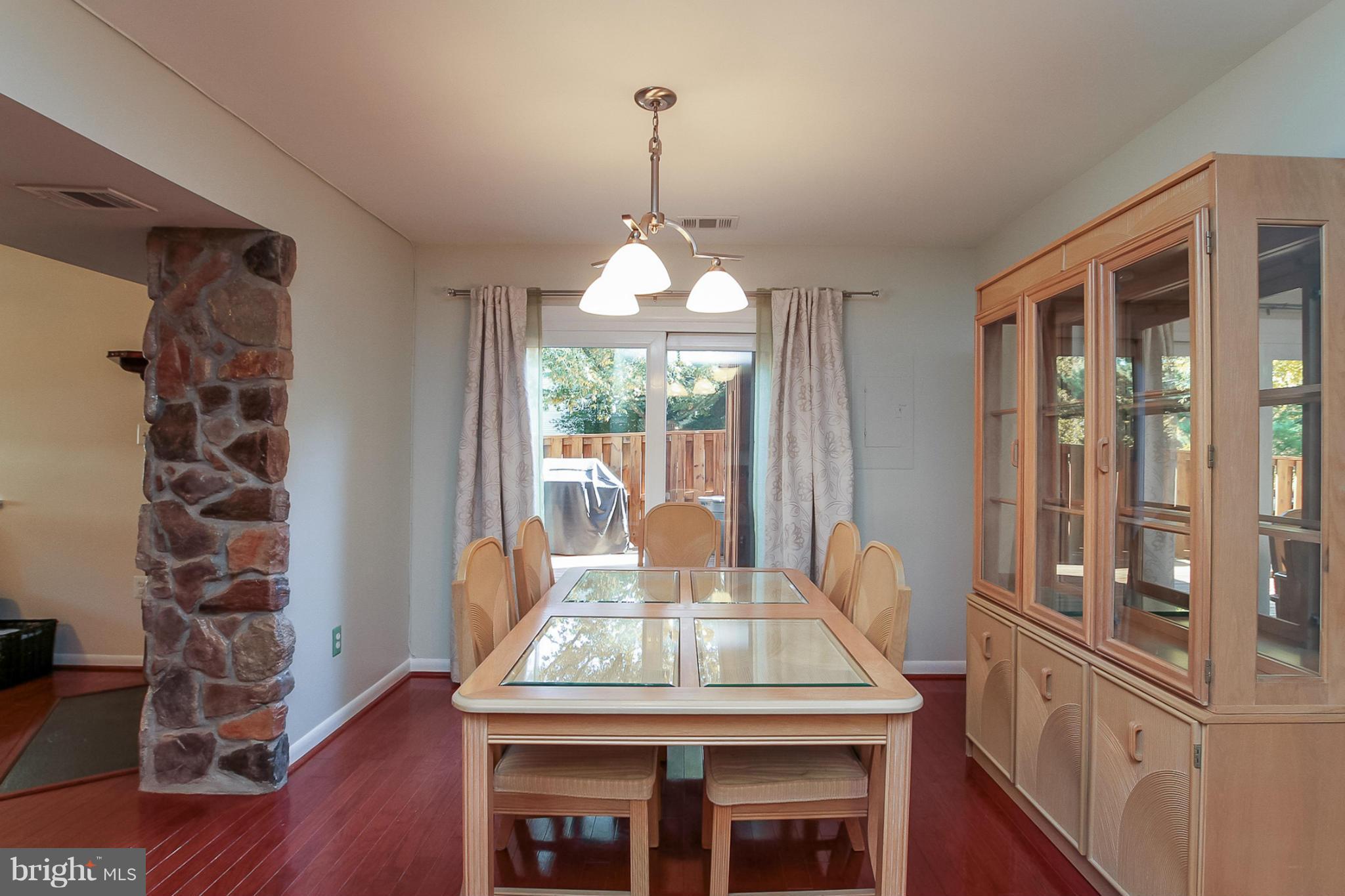 BURKE CENTRE - Residential