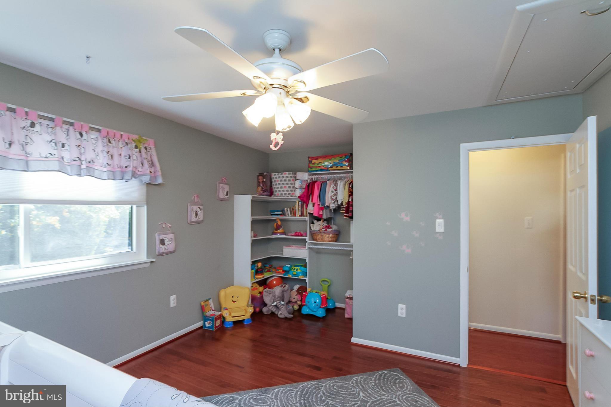 BURKE CENTRE - Residential