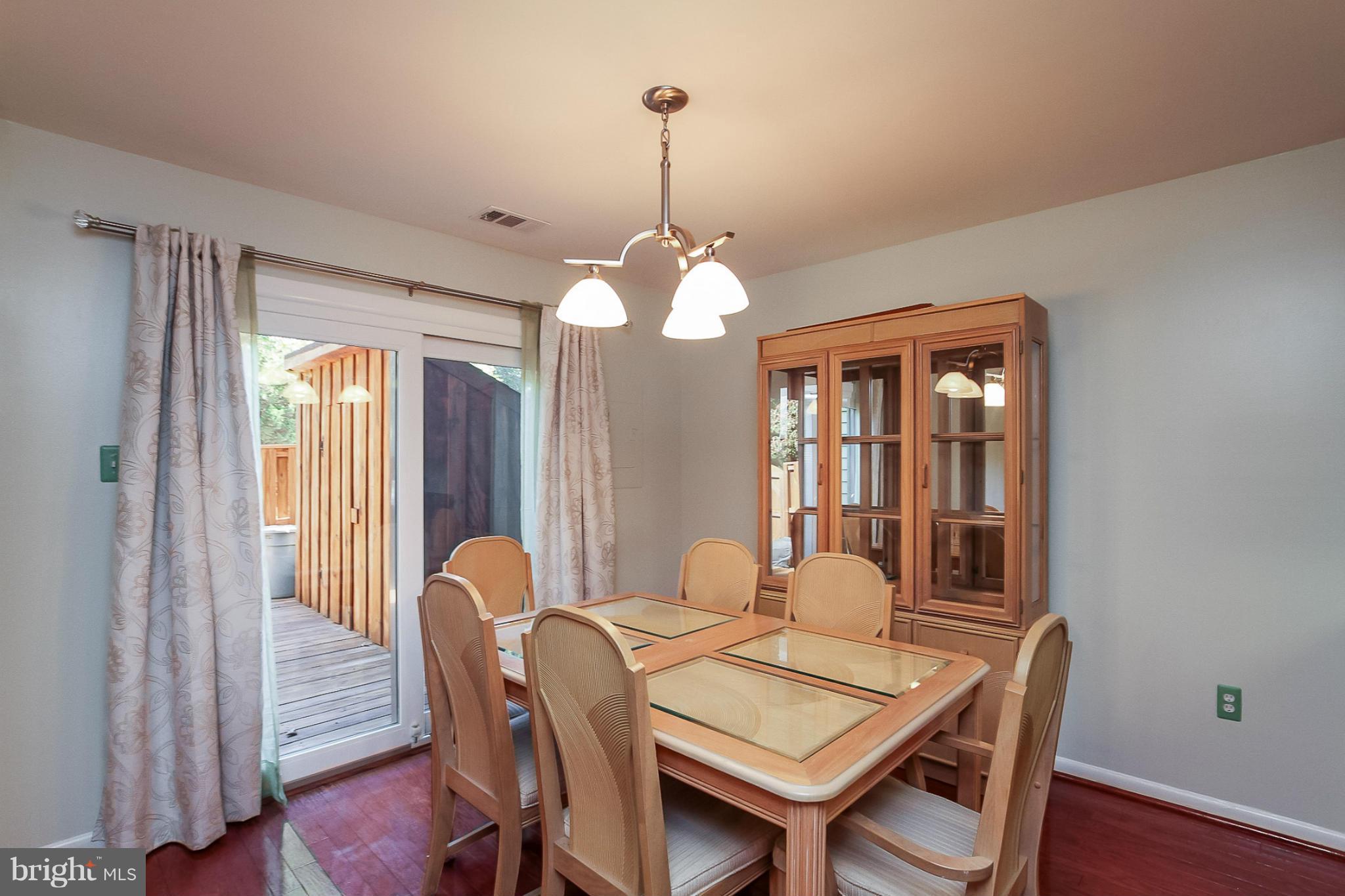 BURKE CENTRE - Residential