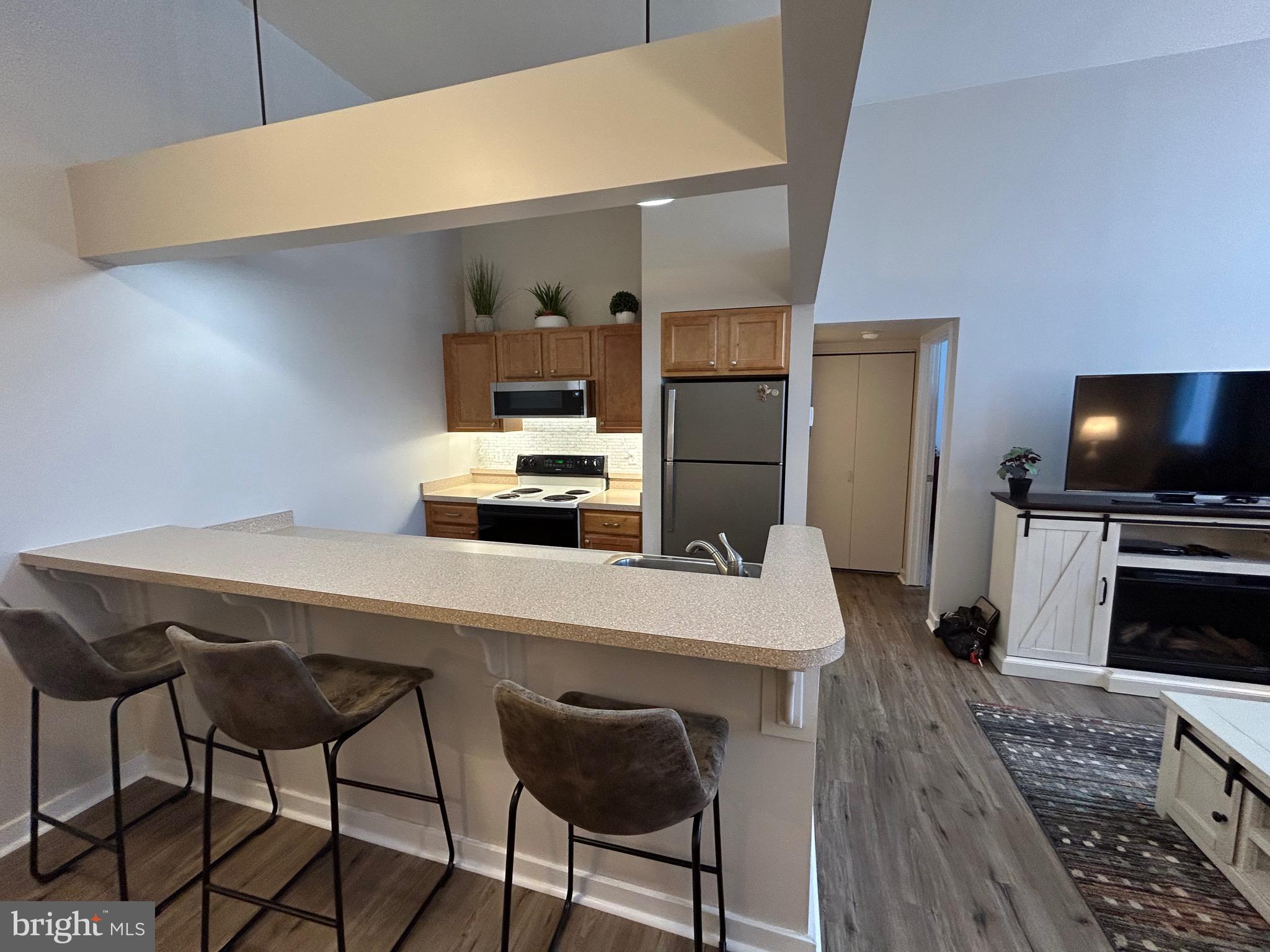 SCHOOLHOUSE CONDOS - Residential