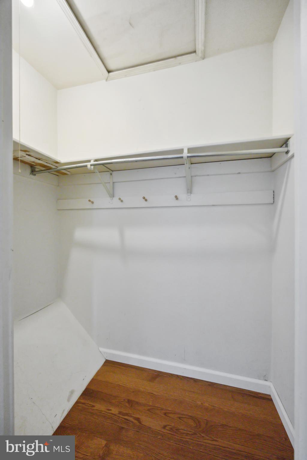 DEVON GREEN - Residential