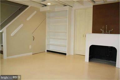 BIRDIE MAY MASON - Residential Lease