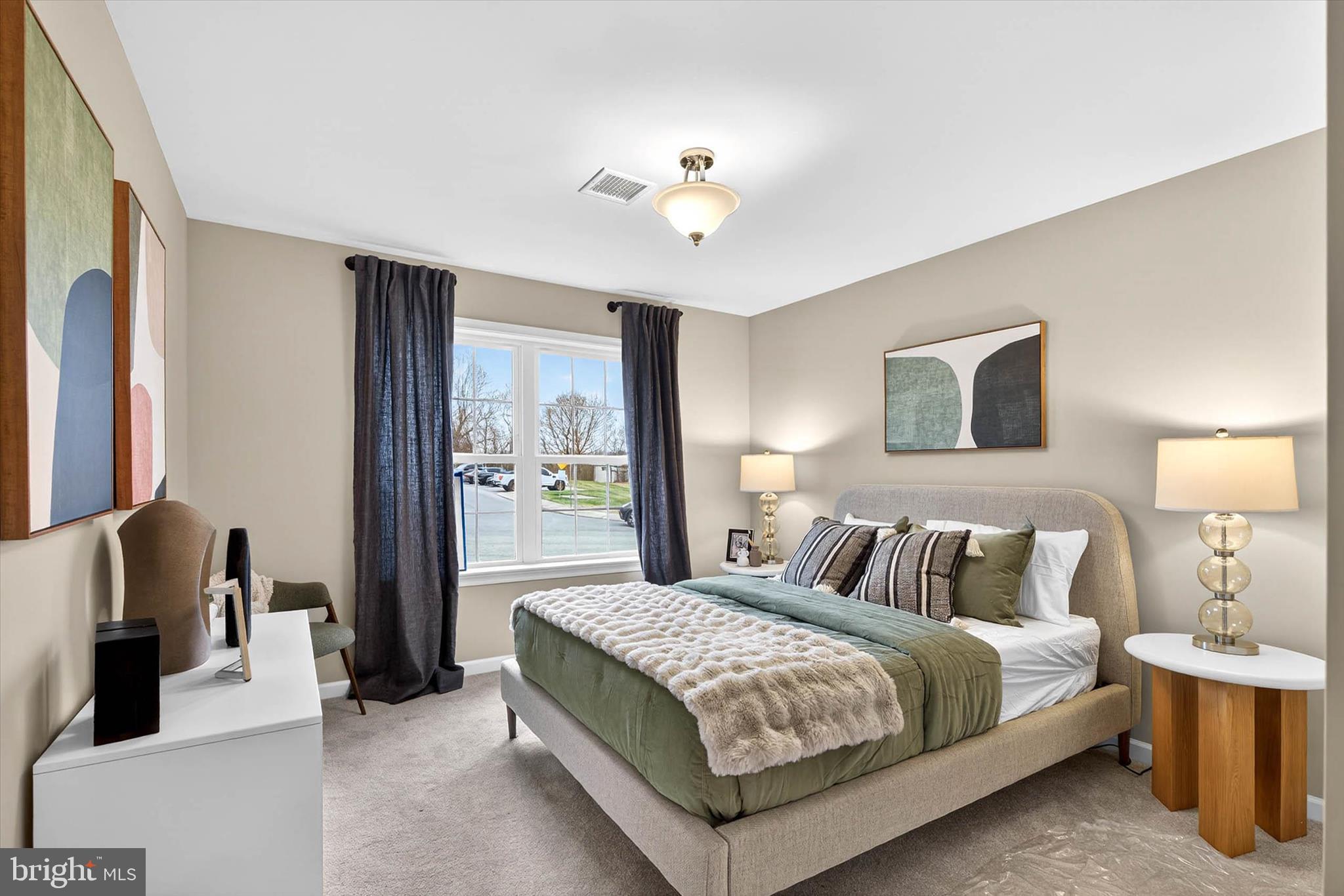 SOUTHERN VILLAGE - Residential