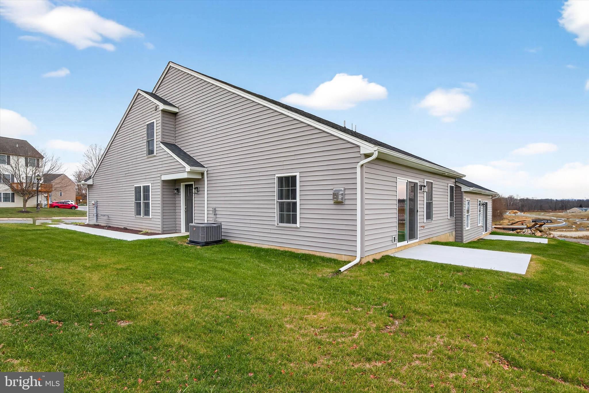 SOUTHERN VILLAGE - Residential