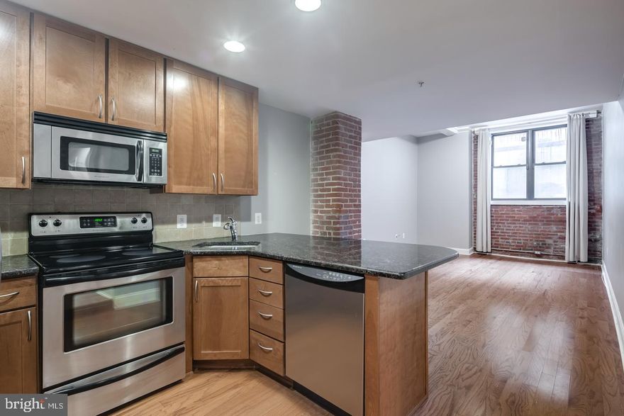 *Available NOW!*

Fantastic opportunity to live at the recently updated Marine Club Condominiums conveniently located at Broad and Washington, one block from the Broad Street Line subway station, and across the street from the the new Target, Wine and Spirits and Sprouts grocery store! The amenities in the building include paid covered parking, updated mailboxes, a fitness center, gated access, 24/7 front desk service, courtyard and more! This 1 bedroom, 1 bathroom is complete with central air, hardwood floors, new in-unit washer/dryer and exposed brick for a modern and rustic appeal! This kitchen features granite counter tops, and high top counter for bar stools, modern cabinets, a garbage disposal and stainless steel dishwasher, microwave, brand new refrigerator and electric cooking stove/oven. The bedroom is spacious and the bathroom features a sliding glass shower/tub and sleek vanity.

*1 pet permitted with owner approval. $500 non-refundable pet deposit required.