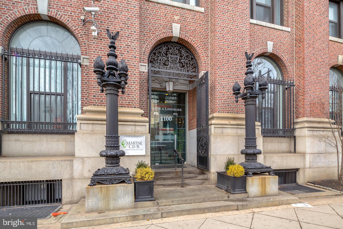 POINT BREEZE - Residential Lease