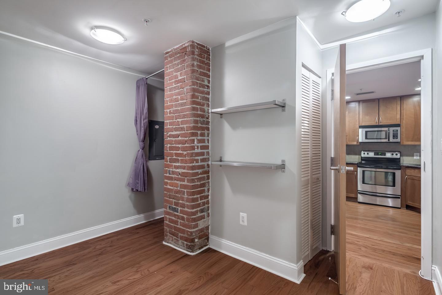 POINT BREEZE - Residential Lease