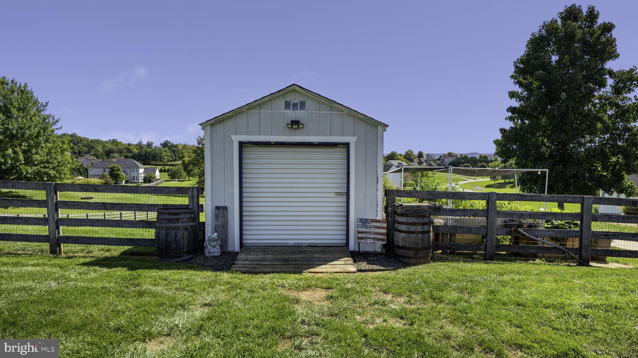 SPRUCE HILL ESTATES - Residential