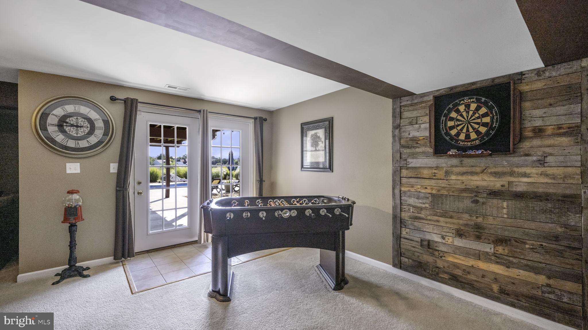 SPRUCE HILL ESTATES - Residential