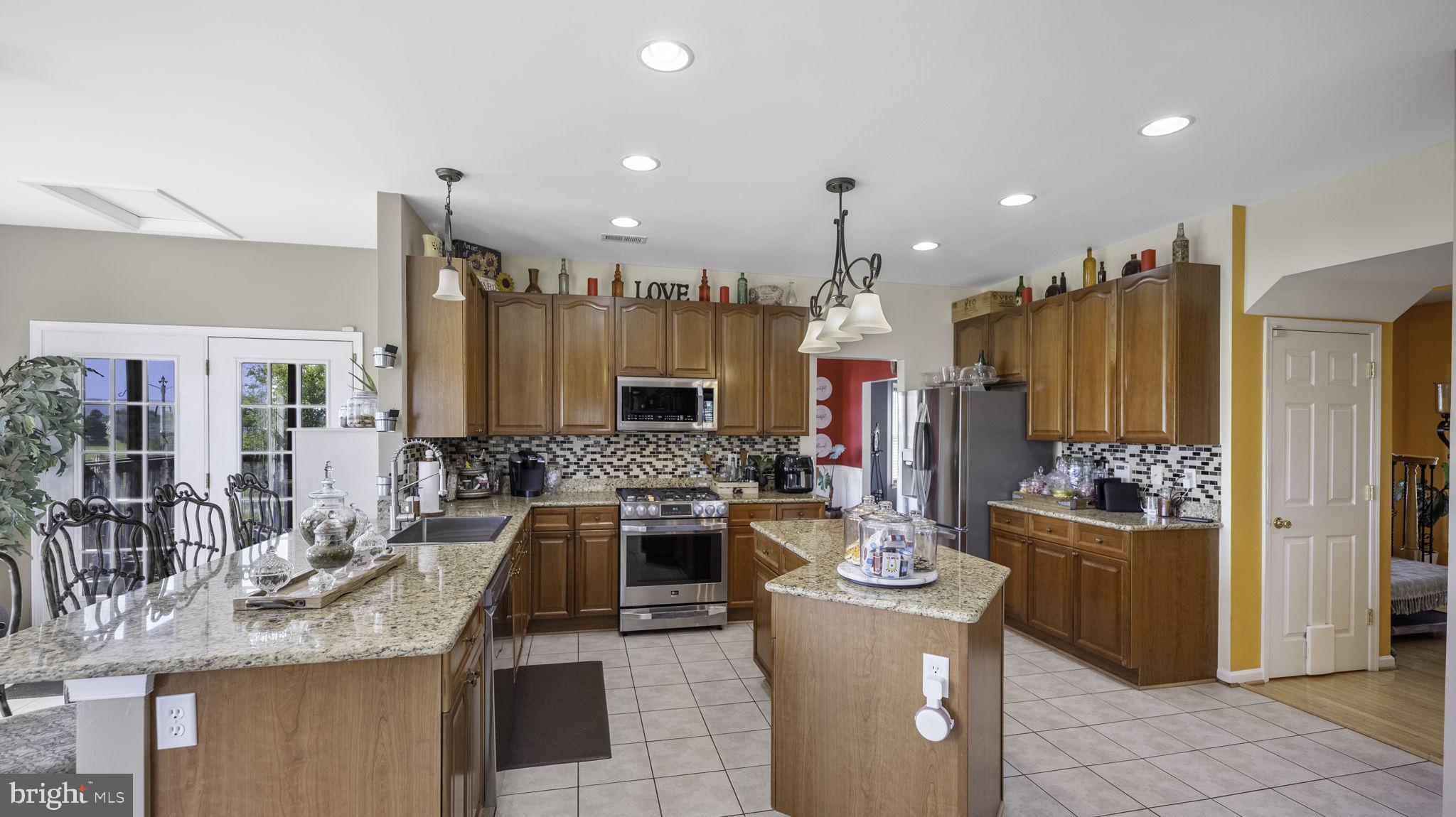 SPRUCE HILL ESTATES - Residential